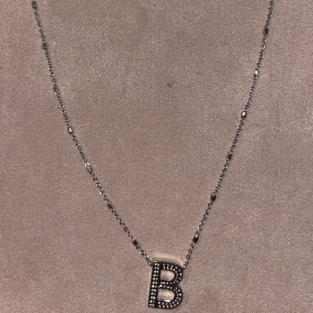 Kendra Scott initial necklace